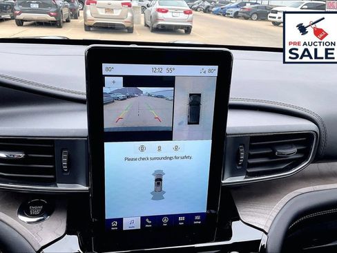 Used 2023 Ford Explorer Platinum w/ Technology Package AWD/4WD image 21