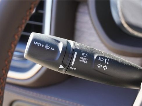 New 2025 RAM 2500 Limited image 29