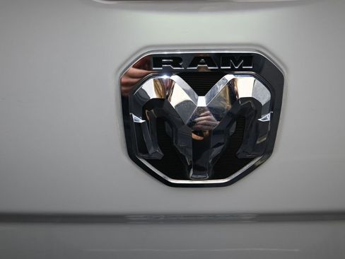 Used 2024 RAM 2500 Big Horn image 22