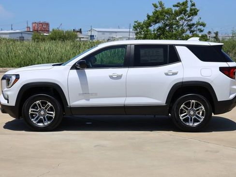 New 2026 GMC Terrain Elevation w/ Technology Package II FWD image 5
