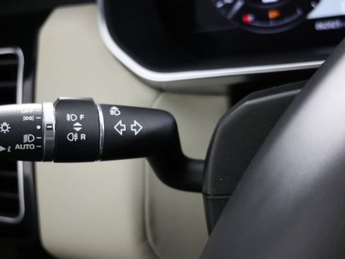 Used 2020 Land Rover Range Rover Sport HSE Dynamic image 27