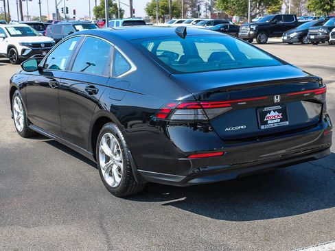 Certified 2023 Honda Accord LX image 8