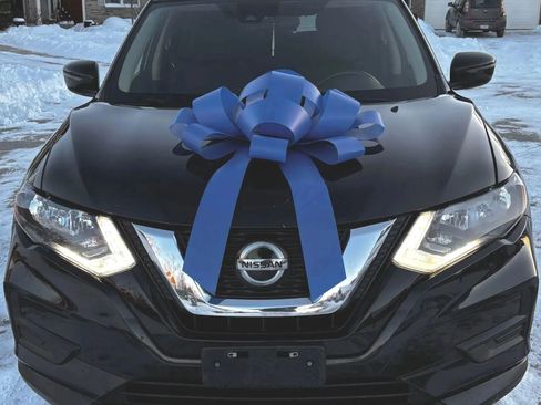 Used 2019 Nissan Rogue S w/ Special Edition Package image 8