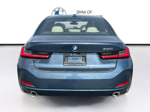 New 2026 BMW 330i Sedan w/ Convenience Package RWD image 5