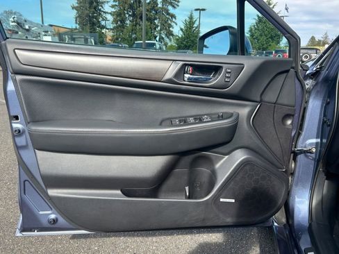 Used 2017 Subaru Legacy 2.5i Limited AWD/4WD image 21