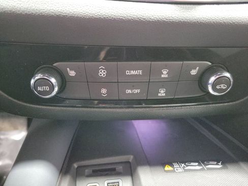 Used 2023 Buick Enclave Essence w/ Experience Buick Package AWD/4WD image 44