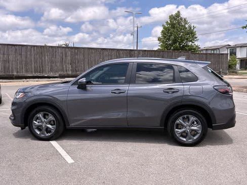 Certified 2026 Honda HR-V LX image 3