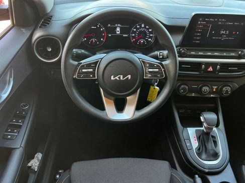 Used 2023 Kia Forte LXS FWD image 16