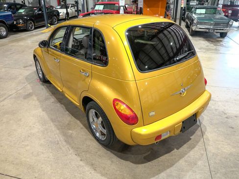 Used 2002 Chrysler PT Cruiser Limited FWD image 16