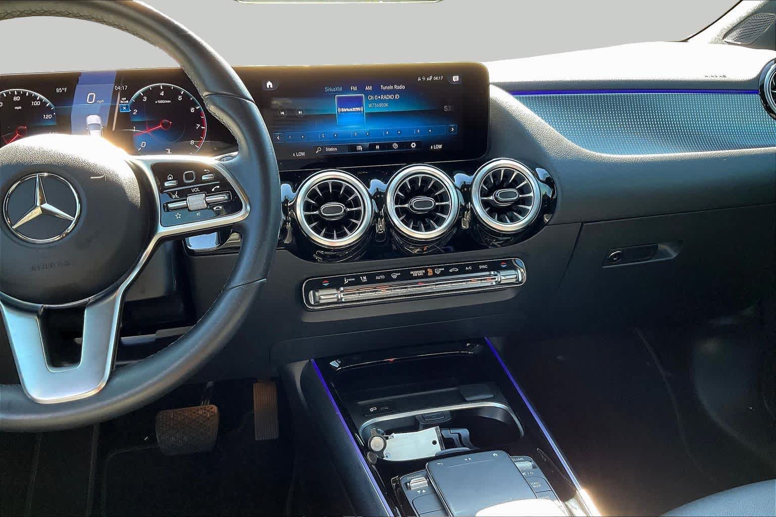 Used 2023 Mercedes-Benz GLA 250 4MATIC image 7