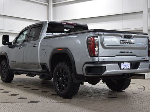 Used 2024 GMC Sierra 2500 AT4 w/ AT4 Preferred Package AWD/4WD image 6