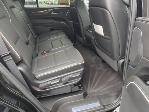 Certified 2023 Cadillac Escalade Premium Luxury w/ LPO, Floor Liner Package AWD/4WD image 26