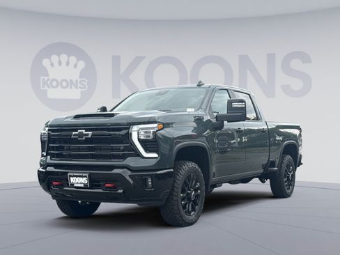 New 2026 Chevrolet Silverado 2500 LT w/ Trail Boss Package AWD/4WD image 1