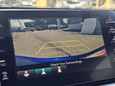 Used 2018 Honda Accord Sport image 21