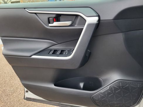 Certified 2025 Toyota RAV4 XLE image 14