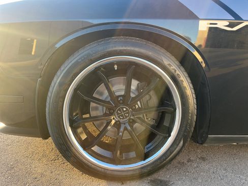 Used 2013 Dodge Challenger R/T Plus image 11