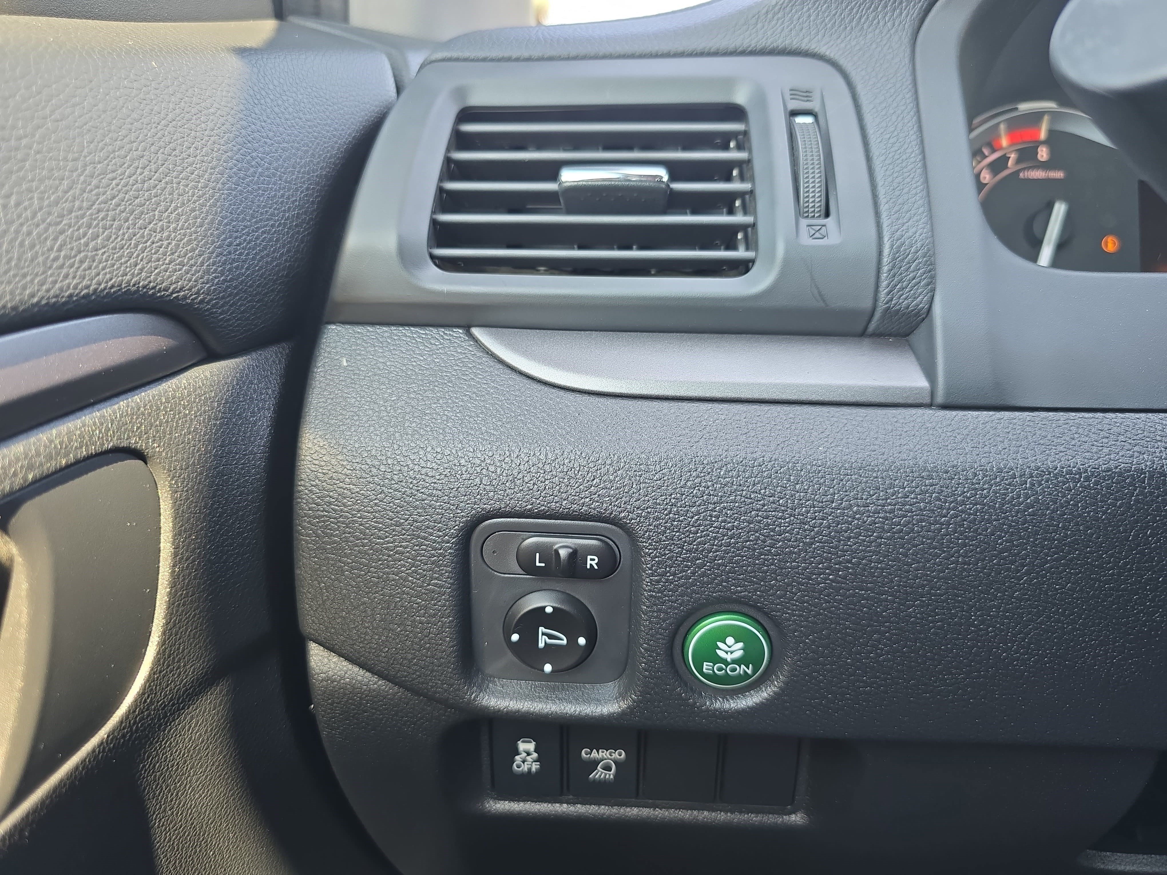 Certified 2018 Honda Ridgeline Sport image 24