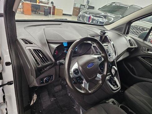 Used 2017 Ford Transit Connect XLT FWD image 8