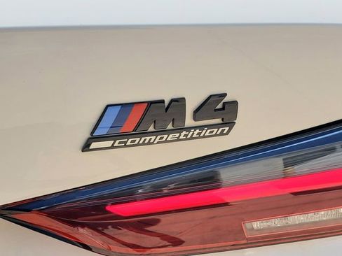 Used 2022 BMW M4 xDrive Competition w/ Parking Assistance Package AWD/4WD image 8