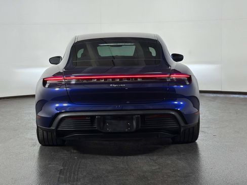 Used 2022 Porsche Taycan RWD image 6