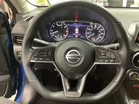 Used 2020 Nissan Sentra SV image 7