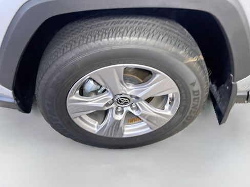 Used 2025 Toyota RAV4 XLE w/ Convenience Package FWD image 14
