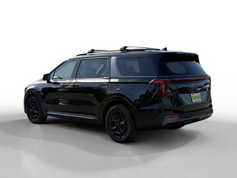 New 2026 Kia Carnival SX Prestige image 3
