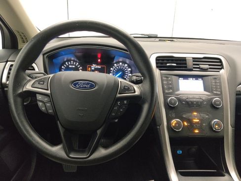 Used 2020 Ford Fusion S FWD image 22
