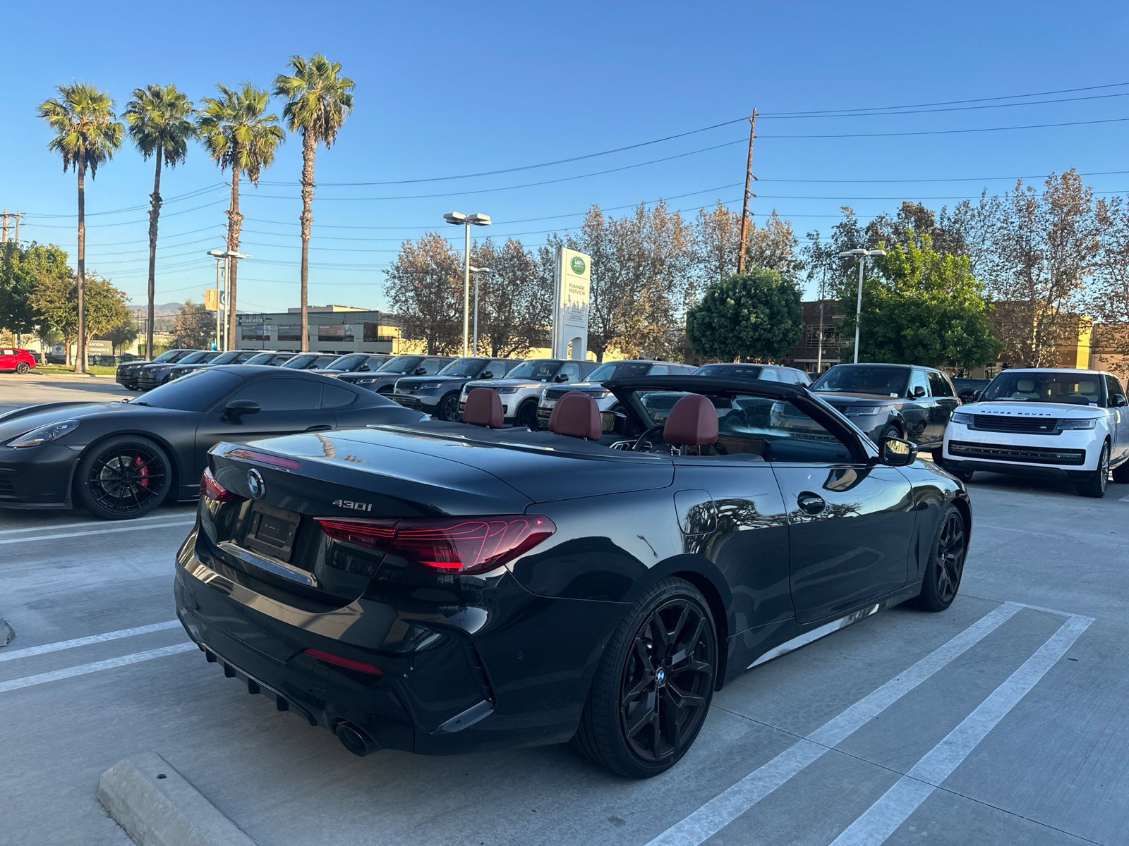 Used 2026 BMW 430i Convertible w/ M Sport Package RWD image 3