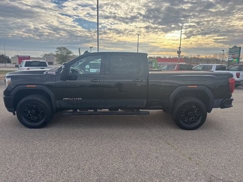 Used 2020 GMC Sierra 3500 AT4 w/ AT4 Premium Package image 6