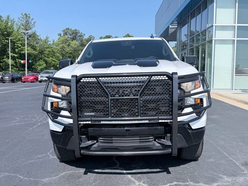Used 2024 Chevrolet Silverado 1500 Custom Trail Boss w/ LPO, Dark Essentials Package AWD/4WD image 3