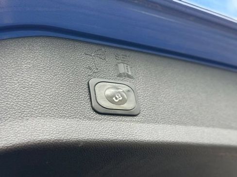 Used 2017 Ford Escape Titanium AWD/4WD image 24