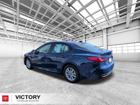 Used 2026 Toyota Camry LE w/ Convenience Package AWD/4WD image 5