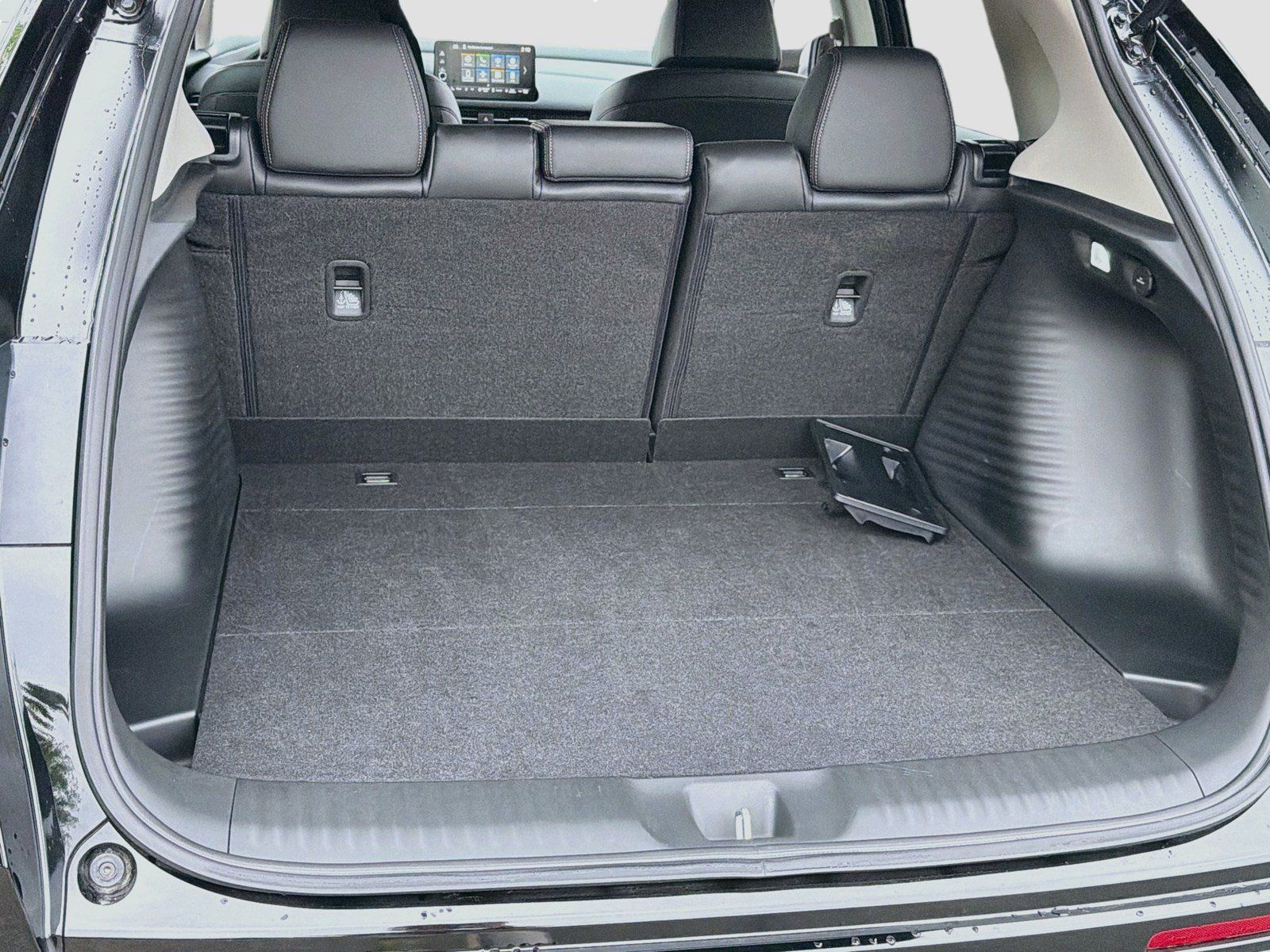 Used 2025 Honda HR-V EX-L image 30