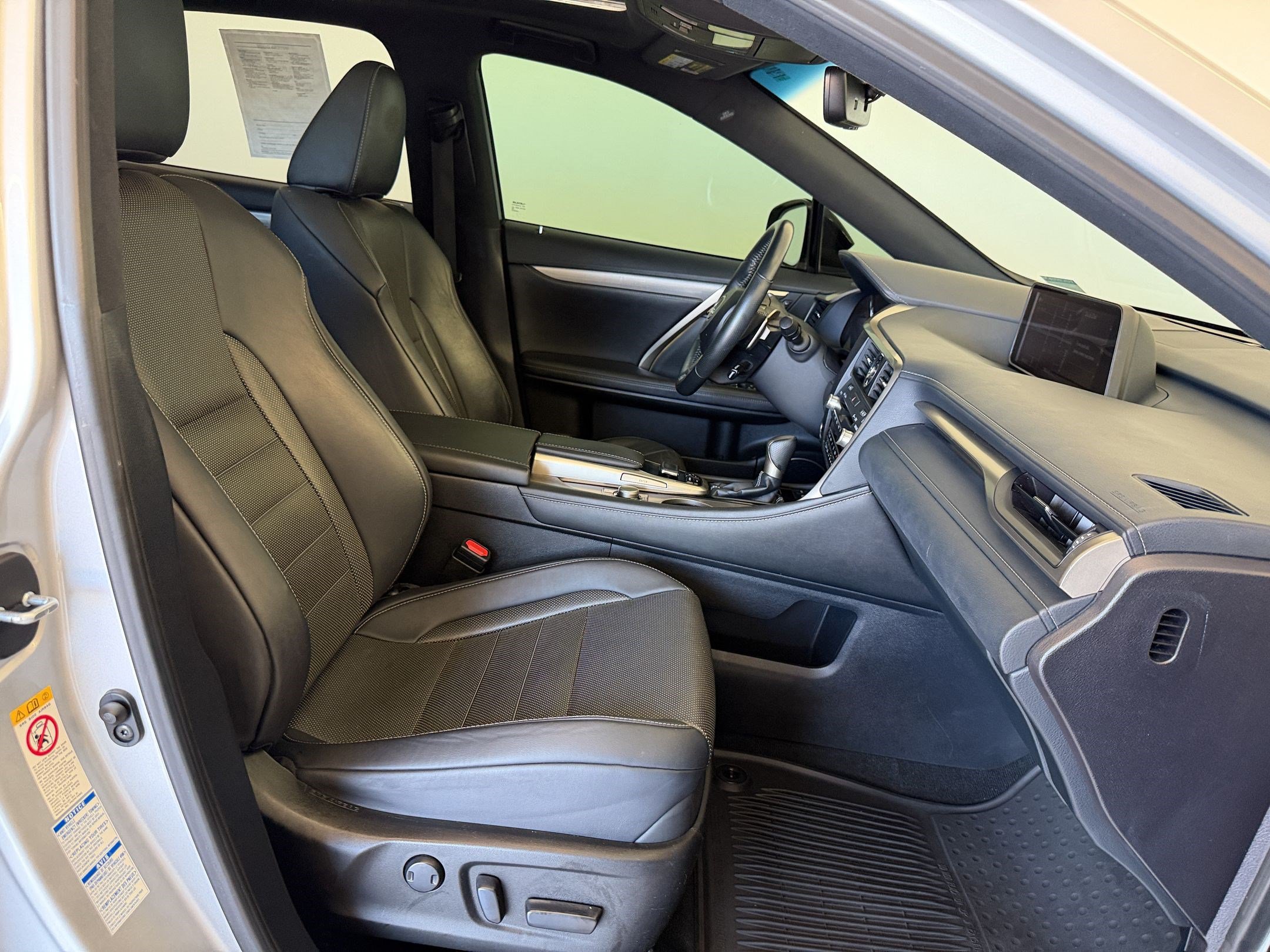 Used 2016 Lexus RX 450h F Sport w/ Cold Weather Package AWD/4WD image 24