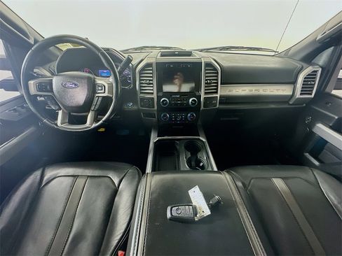 Used 2019 Ford F250 Platinum w/ FX4 Off-Road Package image 10