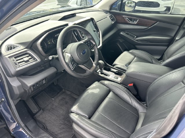 Used 2025 Subaru Ascent Touring w/ Popular Package #1 AWD/4WD image 10