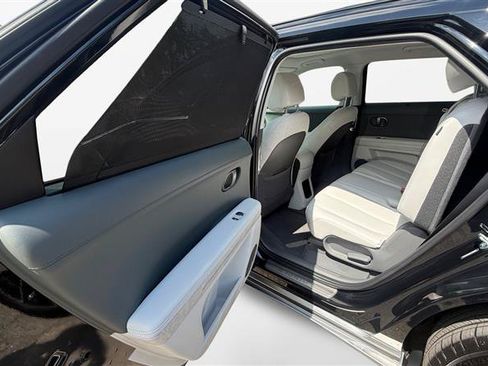 Used 2025 Hyundai Ioniq 5 Limited RWD image 22