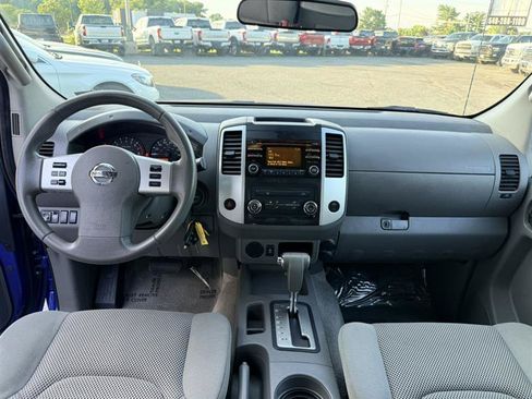 Used 2014 Nissan Frontier SV RWD image 20