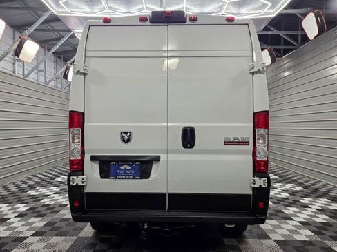 Used 2021 RAM ProMaster 2500 w/ Convenience Group FWD image 6