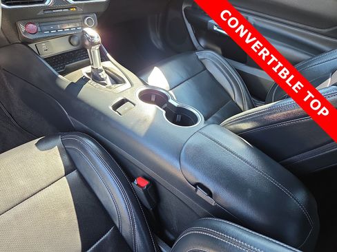 Used 2024 Ford Mustang Premium image 25