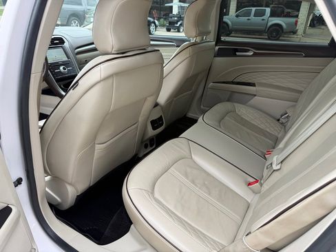 Used 2017 Ford Fusion Platinum image 15