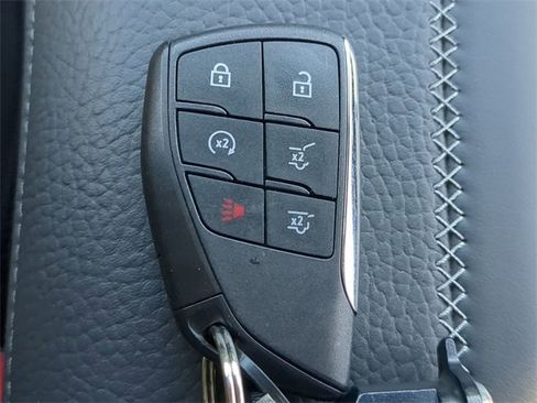 Used 2024 GMC Yukon Denali w/ Advanced Technology Package image 29