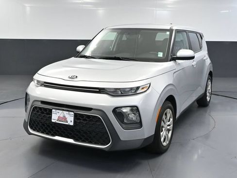 Used 2020 Kia Soul LX FWD image 10