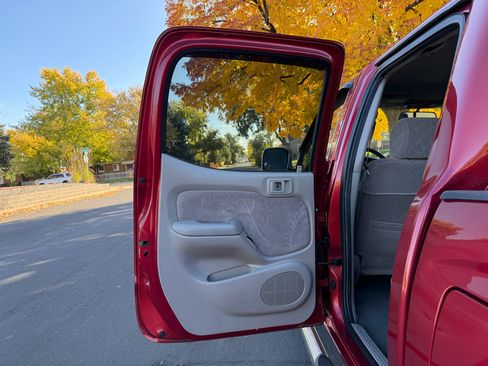 Used 2003 Toyota Tacoma 4x4 Double Cab image 16