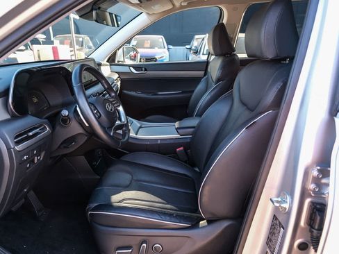 Used 2024 Hyundai Palisade SEL FWD image 22