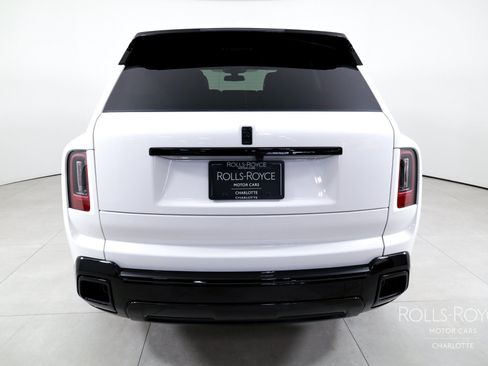Used 2026 Rolls-Royce Cullinan AWD/4WD image 9
