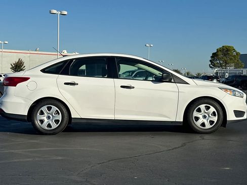 Used 2015 Ford Focus S image 6