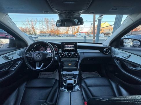 Used 2016 Mercedes-Benz C 300 4MATIC Sedan image 32