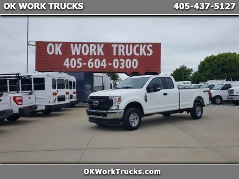 Used 2022 Ford F250 XL w/ Power Equipment Group AWD/4WD image 1